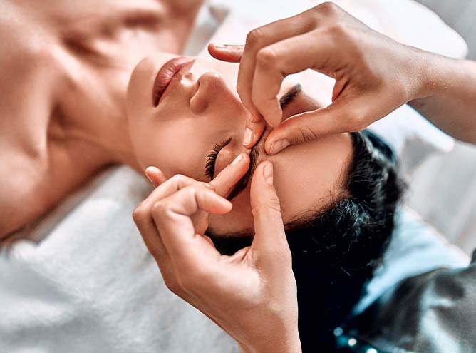 Thumbnail Face-Sculpting